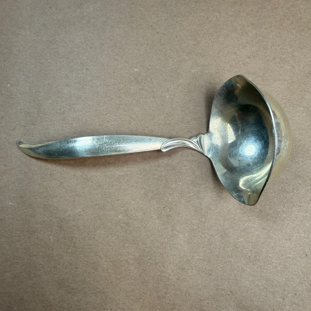 1847 Rogers Bros Flair Silverplate Gravy Ladle 7in Vintage MCM Serving Spoon